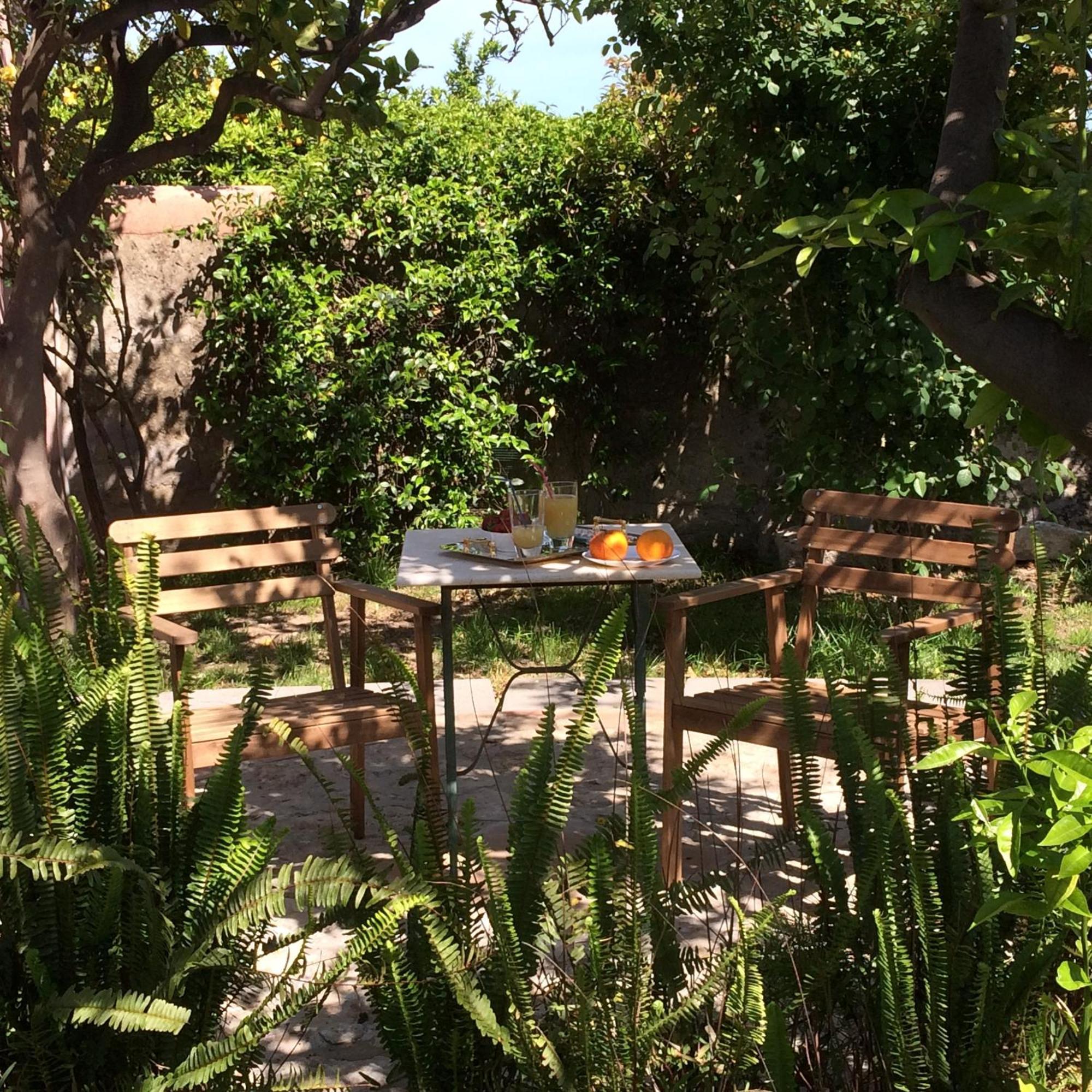 לינה וארוחת בוקר טראפיטלו Il Giardino Segreto חדר תמונה